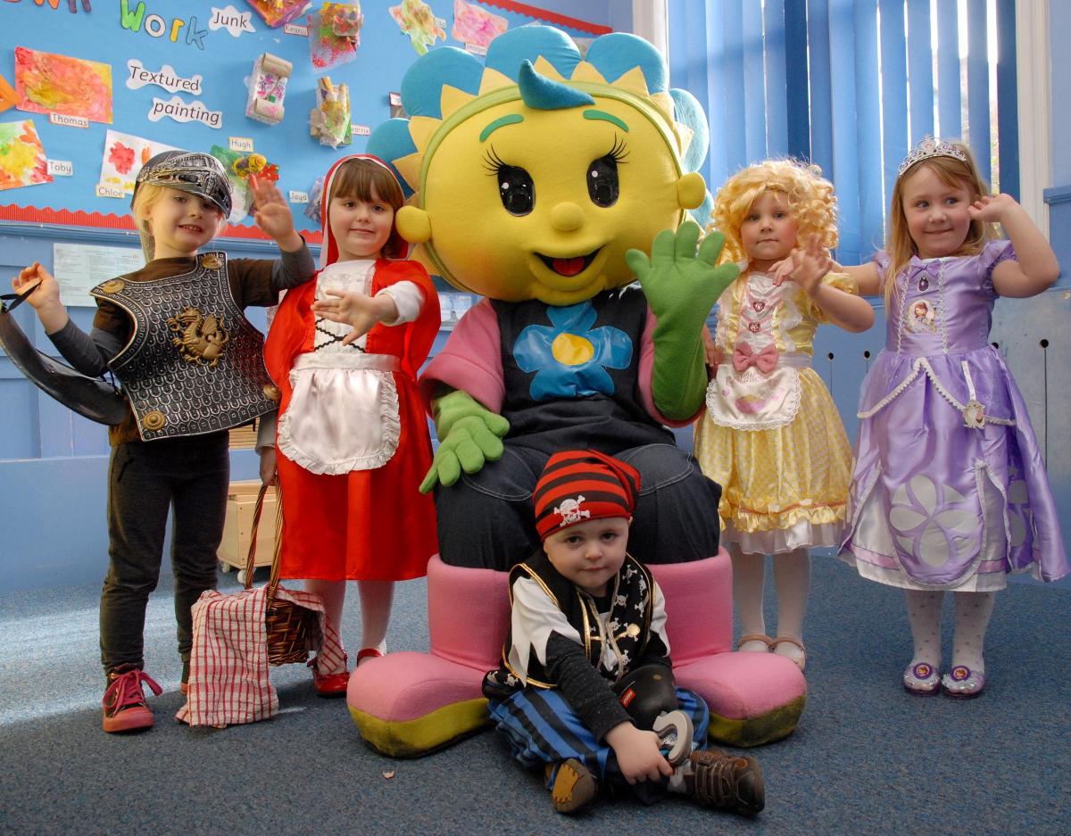 Elsa McCrindle, Rosalie Parsons, Alfie Hyams, Katie Beau-Bratton and Cora Roncella dressed as their favourite book characters at Little Trinity Nursery with Fifi. 151102L