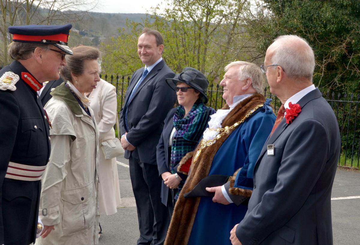 Bewdley Mayor, Councillor Derek Killingworth welcomes the Princess Royal to Bewdley. PIC: Colin Hill
