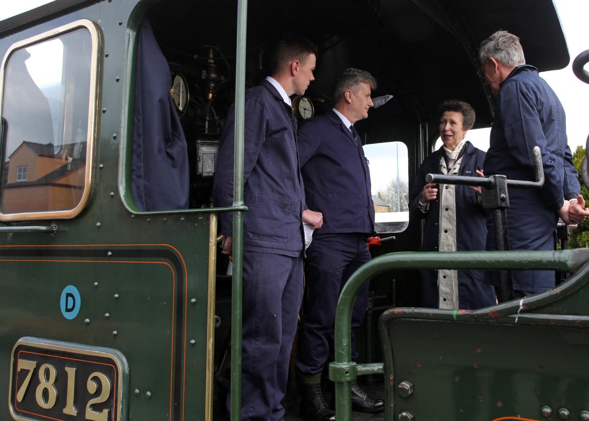 Princess Anne meeting loco crew Roger Norfolk, Paul Fathers, Ryan Green and guard inspector Ray Durrant