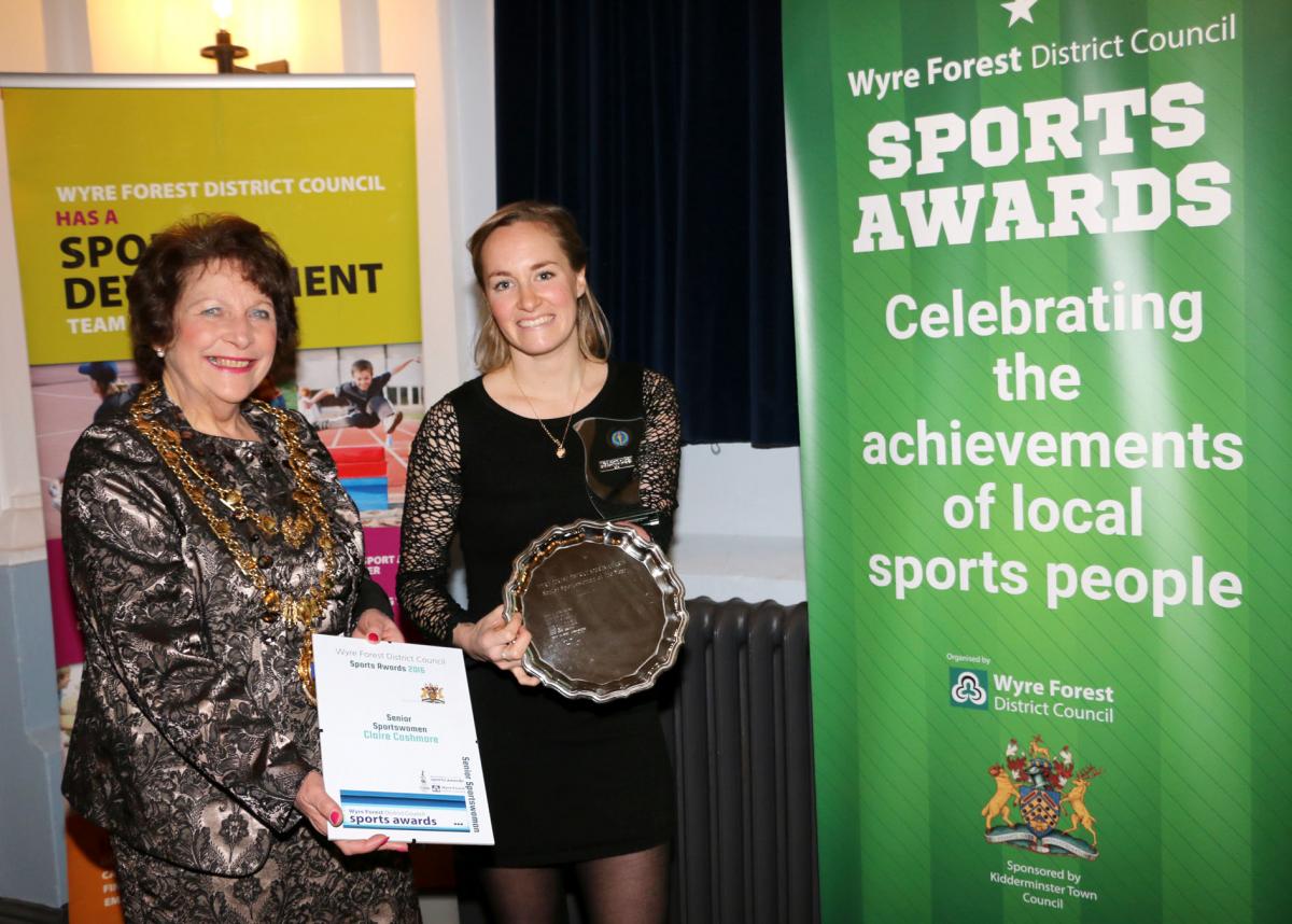 Claire Cashmore MBE, who was awarded Senior Sportswoman of the Year, with Councillor Mary Rayner