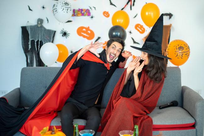 Most popular Halloween costumes for couples have been revealed (Canva)