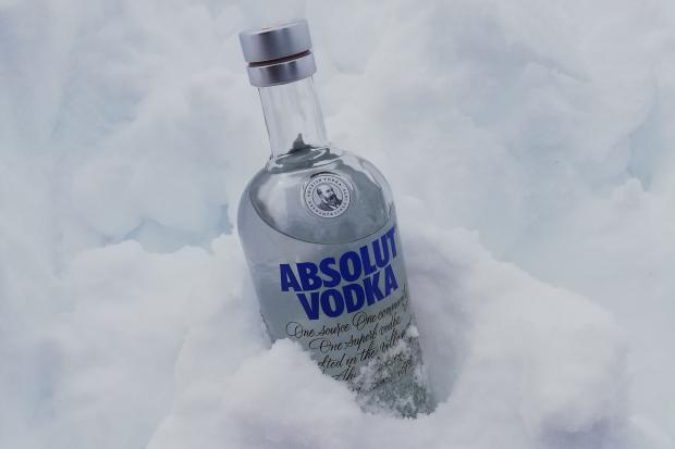 Kidderminster Shuttle: Vodka can help with de-icing frozen windscreens (Canva)