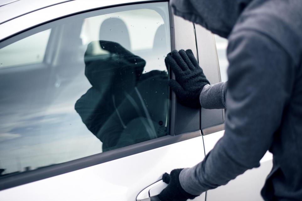 Warning after spate of car break-ins - Vimarsana News