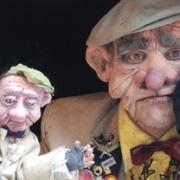 Puppets with quirky view