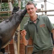 Edward Dalley and his counter part Moocha, a 20 year old South African Fur Seal, brush up on their acting skills.